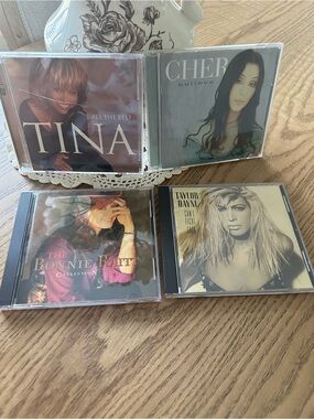 Tina Turner, Cher, Bonnie Raitt & Taylor Dayne CD Lot - Mixed Artists